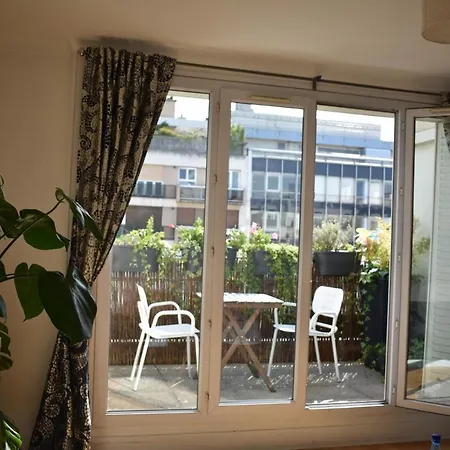 Spacious 1 Bedroom With Large Balcony Lejlighed *